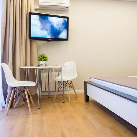 New Studio In The City Center - Mykoly Khvylovoho Str 5-2 Kharkiv Exterior photo